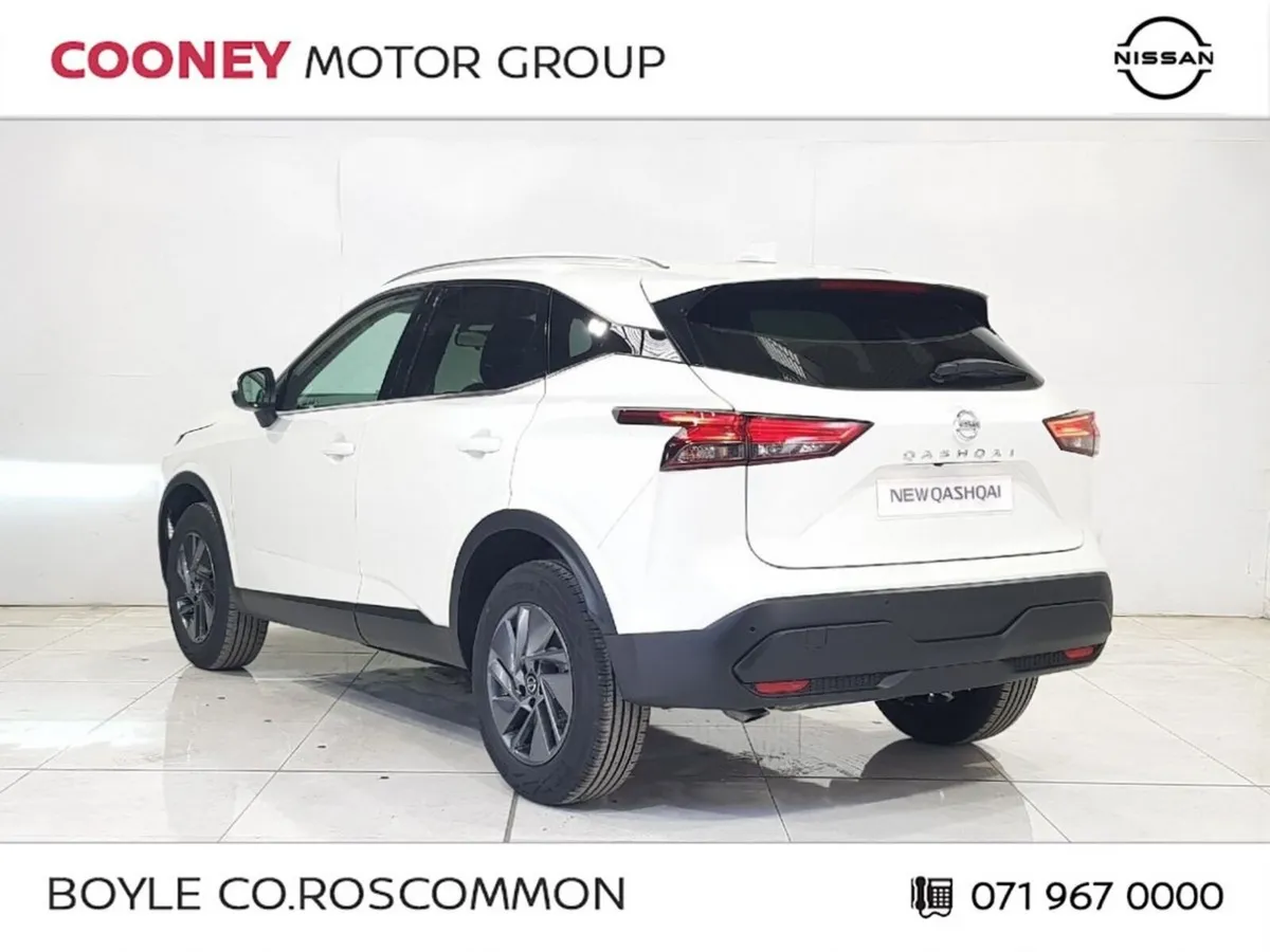 Nissan Qashqai Nissan SV GR/ RR/ PG/ SP/ AUTO - Image 3