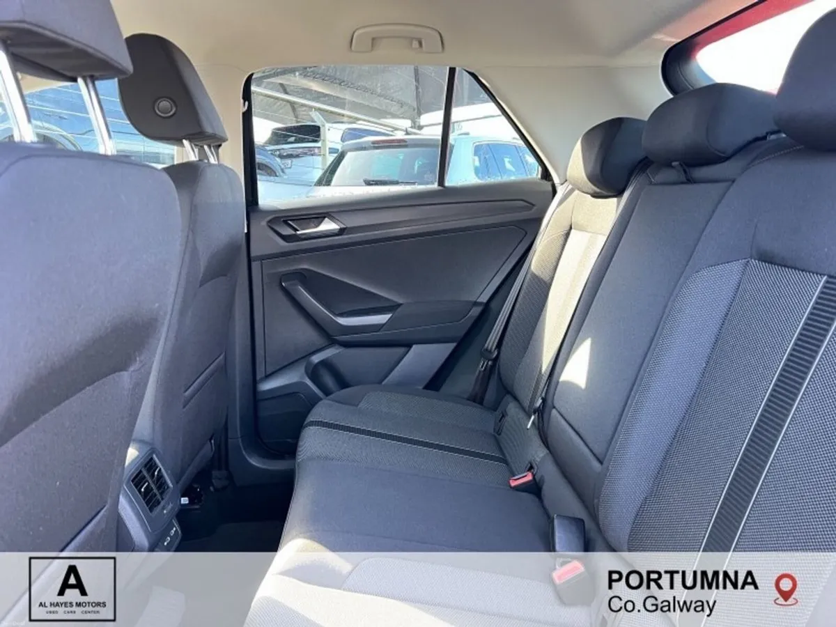Volkswagen T-Roc EDITION 75 2.0TDI 116BHP - Image 5