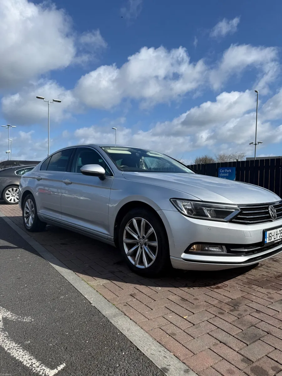Volkswagen Passat 2016 - Image 1