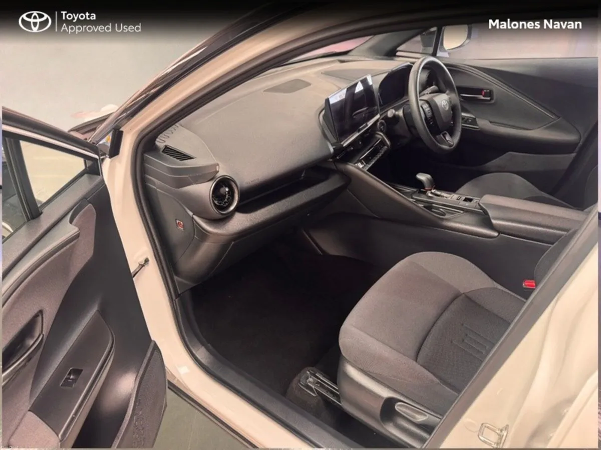 Toyota C-HR HYBRID SPORT+ 4DR AUTO - Image 6