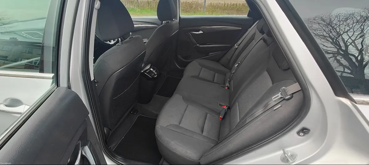 Hyundai i40 2013 executive - Image 3