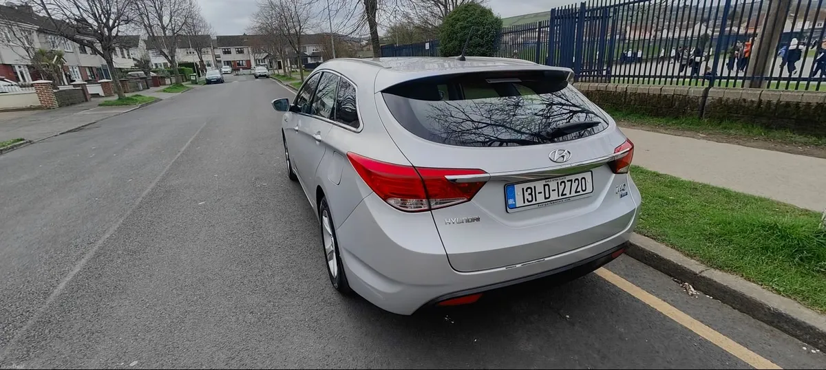 Hyundai i40 2013 executive - Image 4