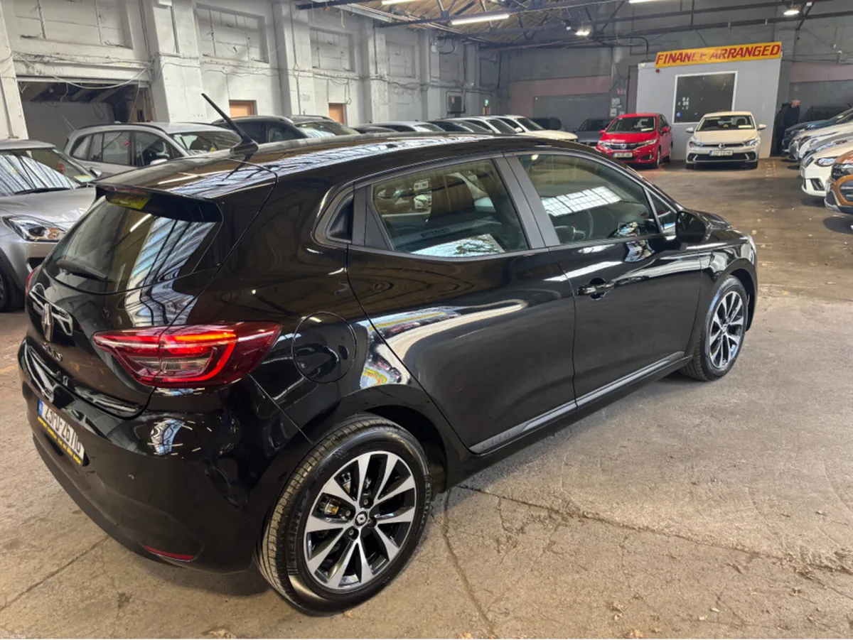 Renault Clio EQUILIBRE TCE 90 MY22.5 5 5DR - Image 2