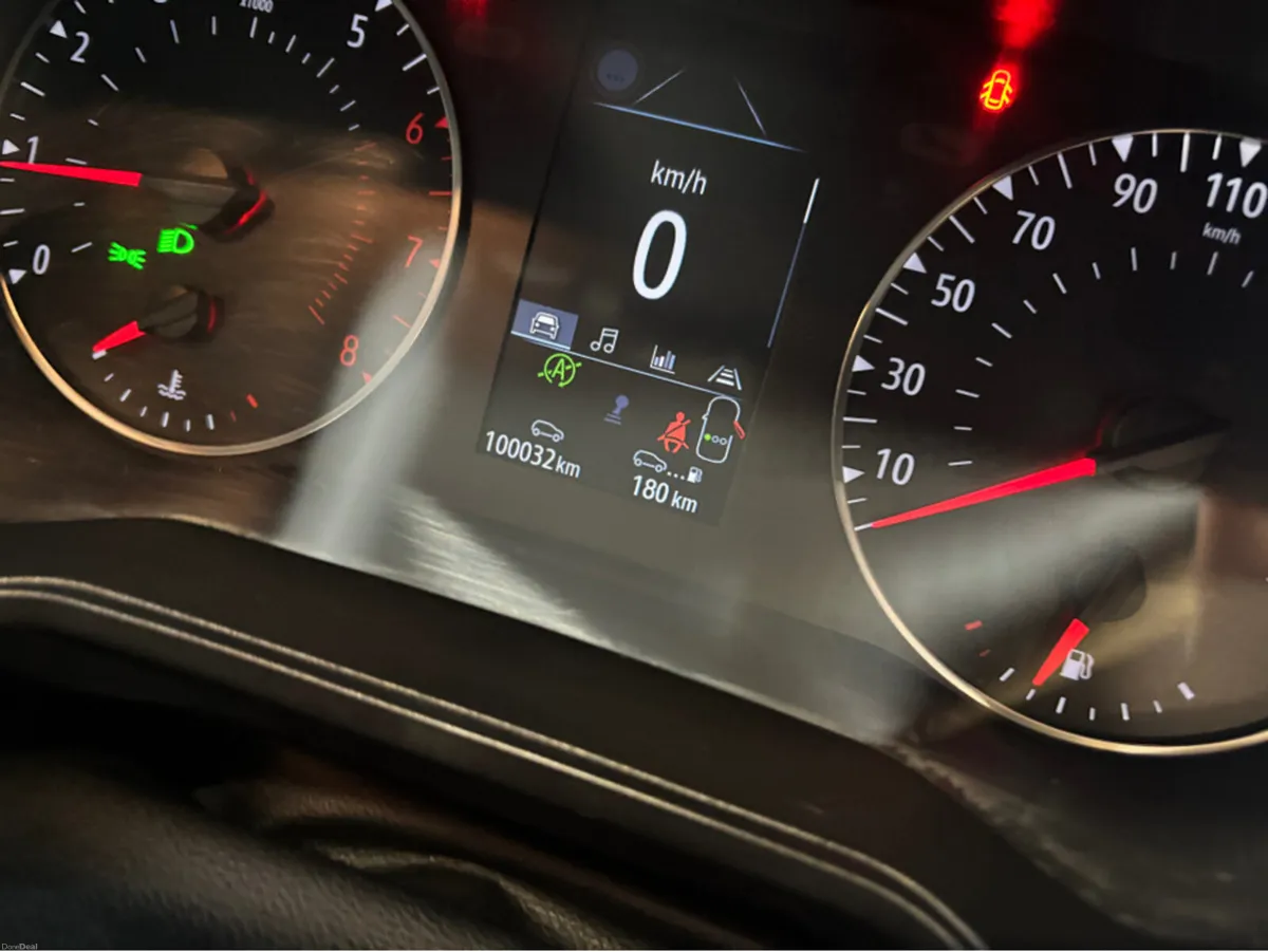 Renault Clio EQUILIBRE TCE 90 MY22.5 5 5DR - Image 4