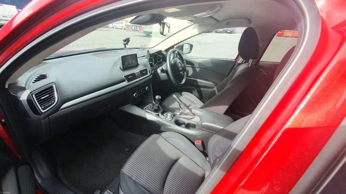 Mazda Mazda3 2016 - Image 5