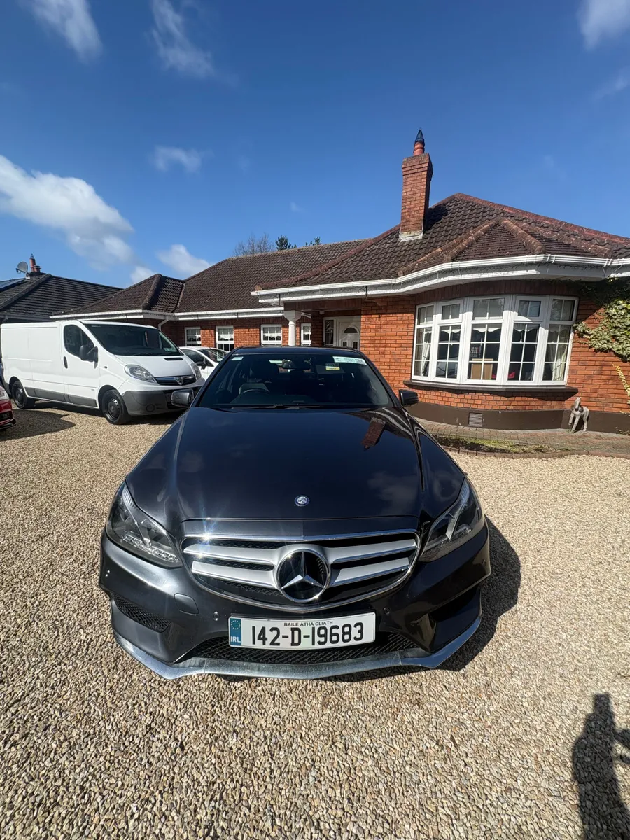 Mercedes-Benz E-Class 2014 AUTOMATIC DIESEL - Image 2