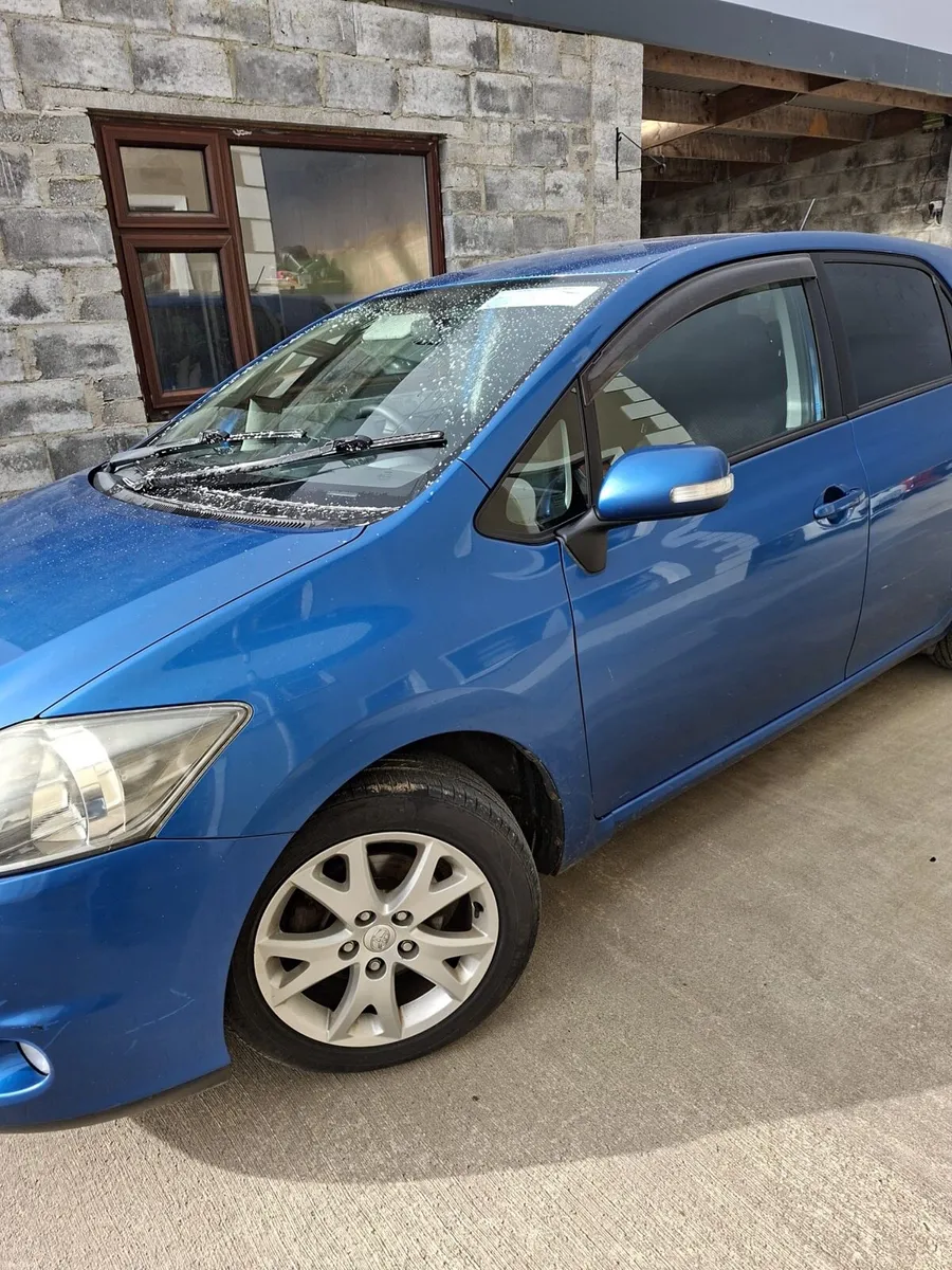 Toyota auris - Image 3