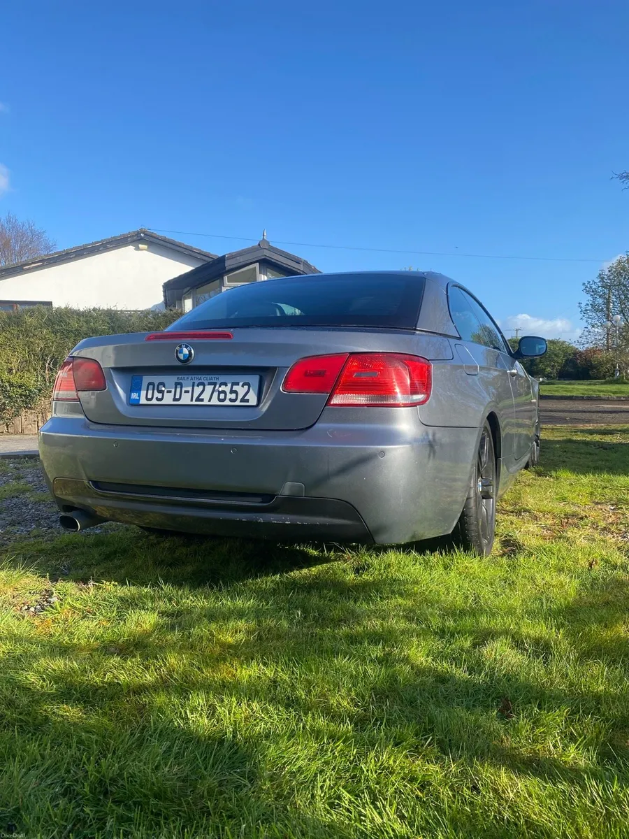 2009 BMW 320d convertible - Image 4