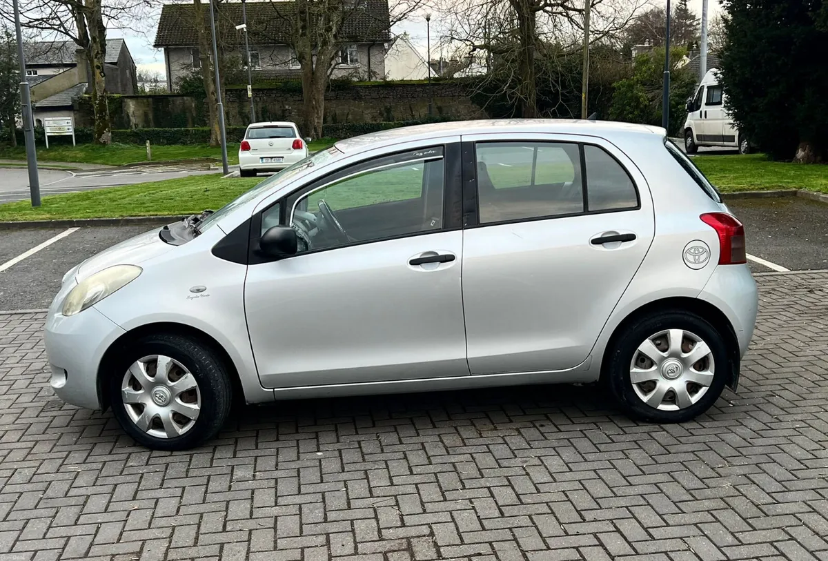 Toyota Yaris 2009 1.0 Petrol new nct 2/27 tax 3/26 - Image 2