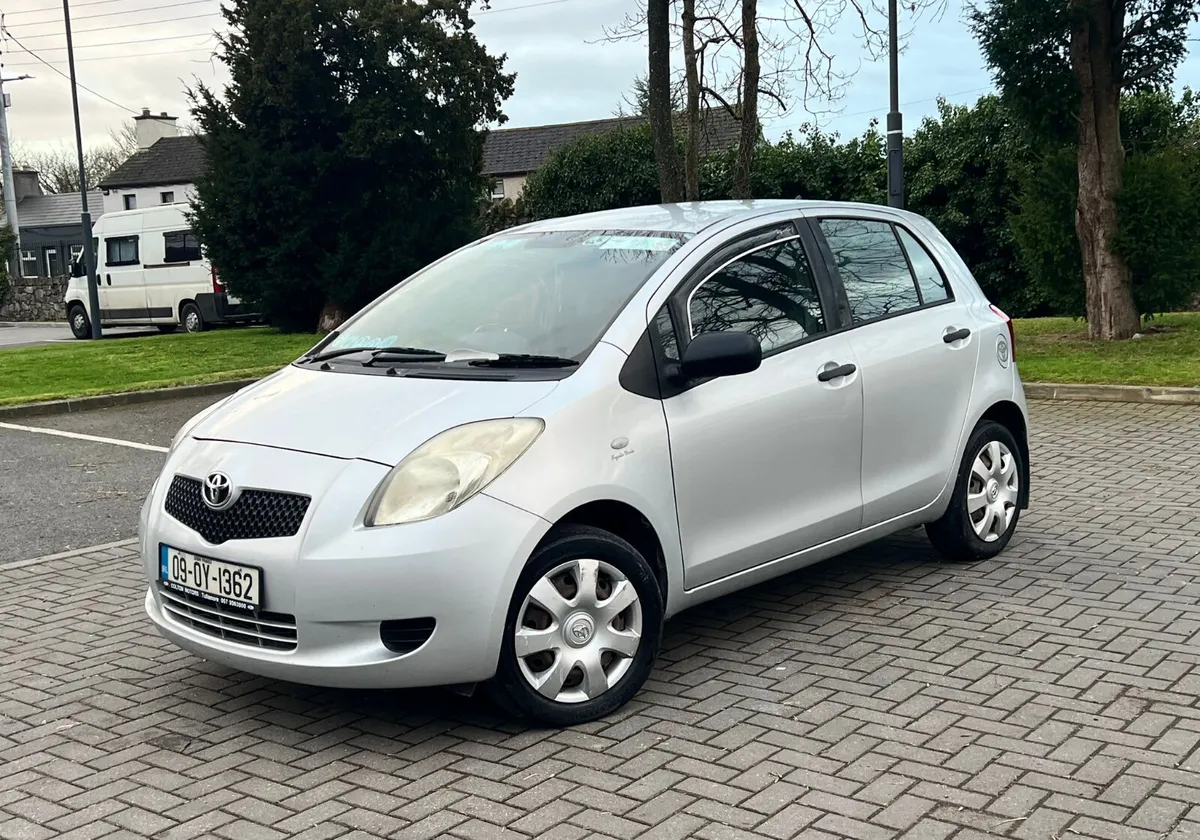 Toyota Yaris 2009 1.0 Petrol new nct 2/27 tax 3/26 - Image 1