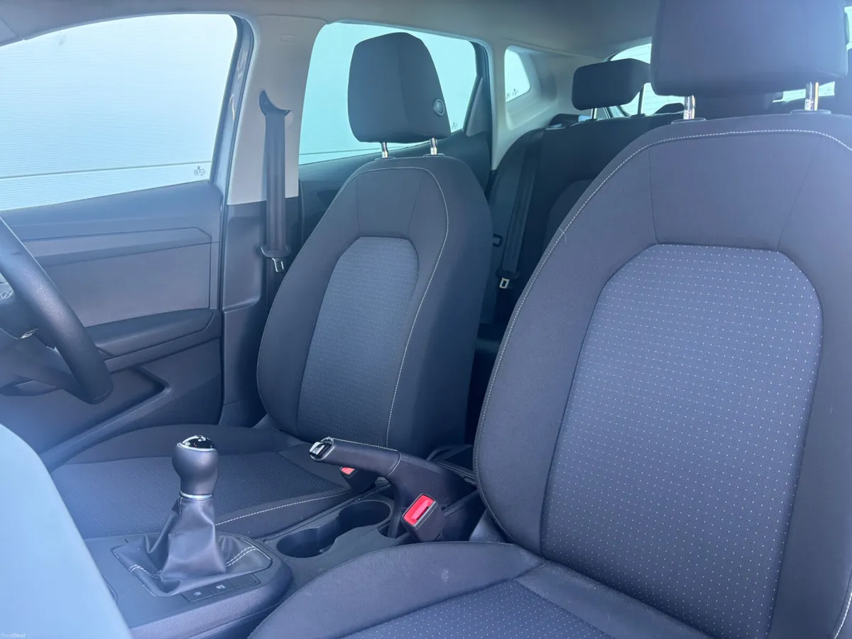 2023 SEAT IBIZA SE 1.0 TSi 95BHP V LOW KMS - Image 4