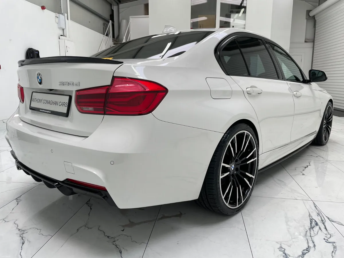 2016 BMW 320d M-Sport - Image 3