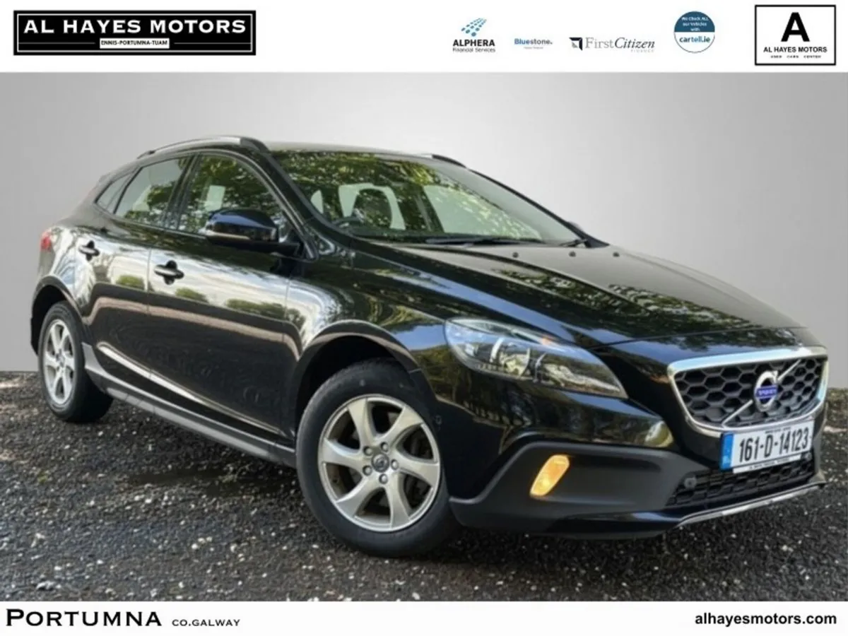 Volvo V40 CROSS COUNTRY D2 (120hp) SE + Leather - Image 1