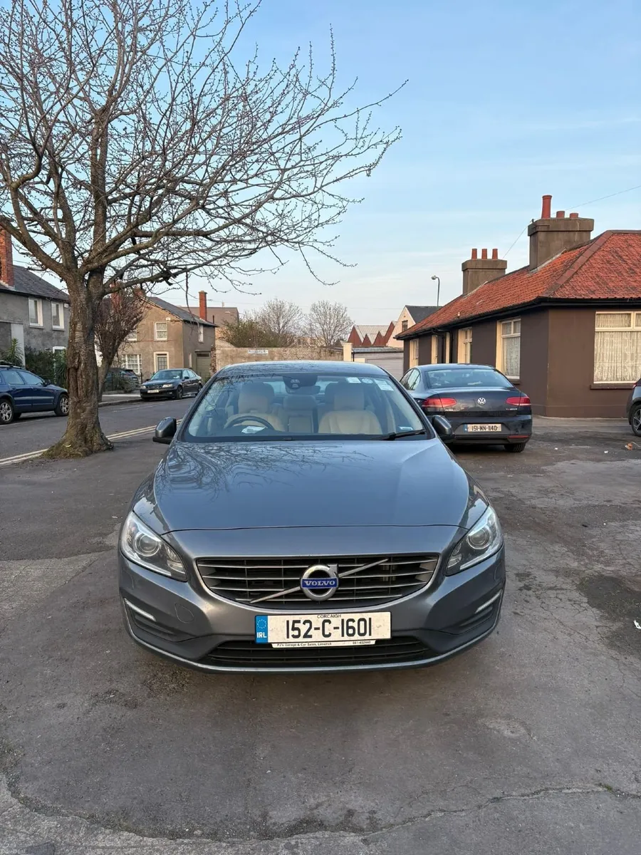 Volvo S60 2015 - Image 1
