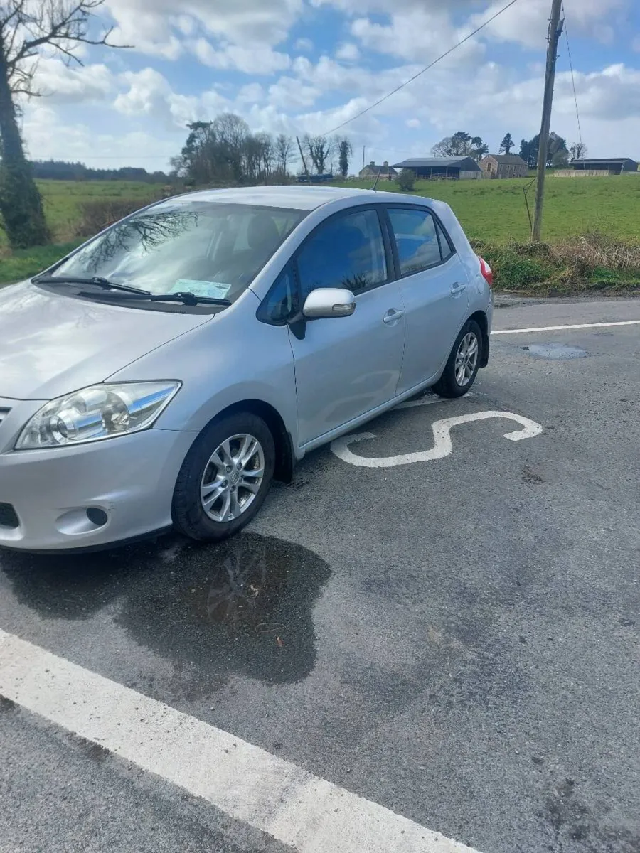 Toyota auris - Image 3