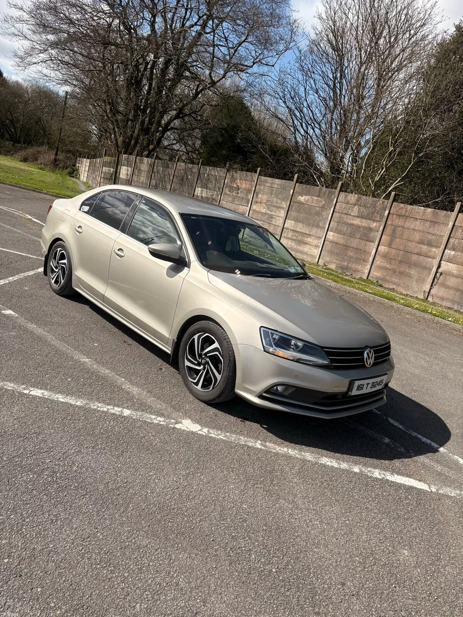 Volkswagen Jetta 2016 2.0L Highline - Image 1