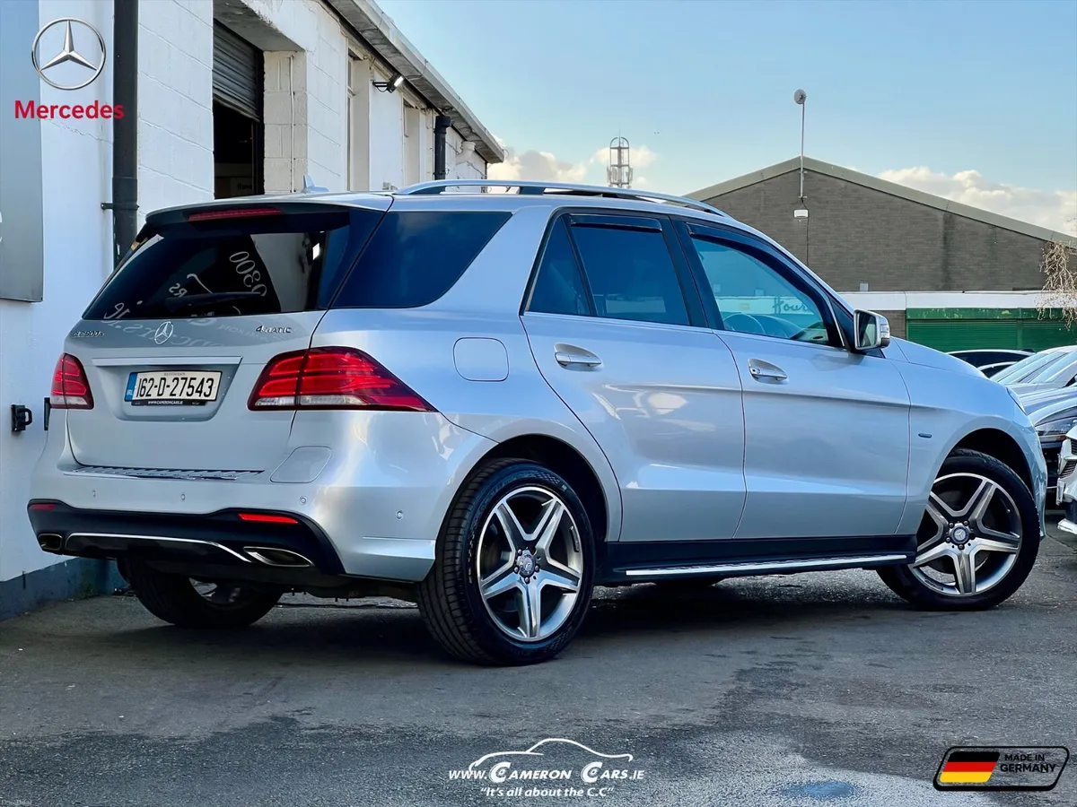 MERCEDES BENZ GLE 500e AMG LINE PREMIUM STUNNING - Image 4