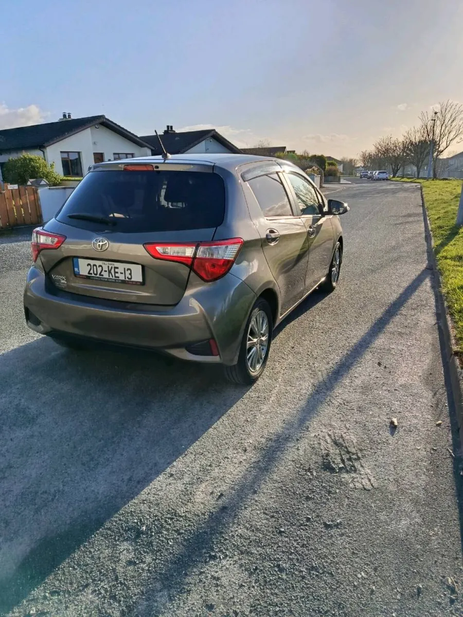 Toyota Yaris 1.0 Luna - Image 4