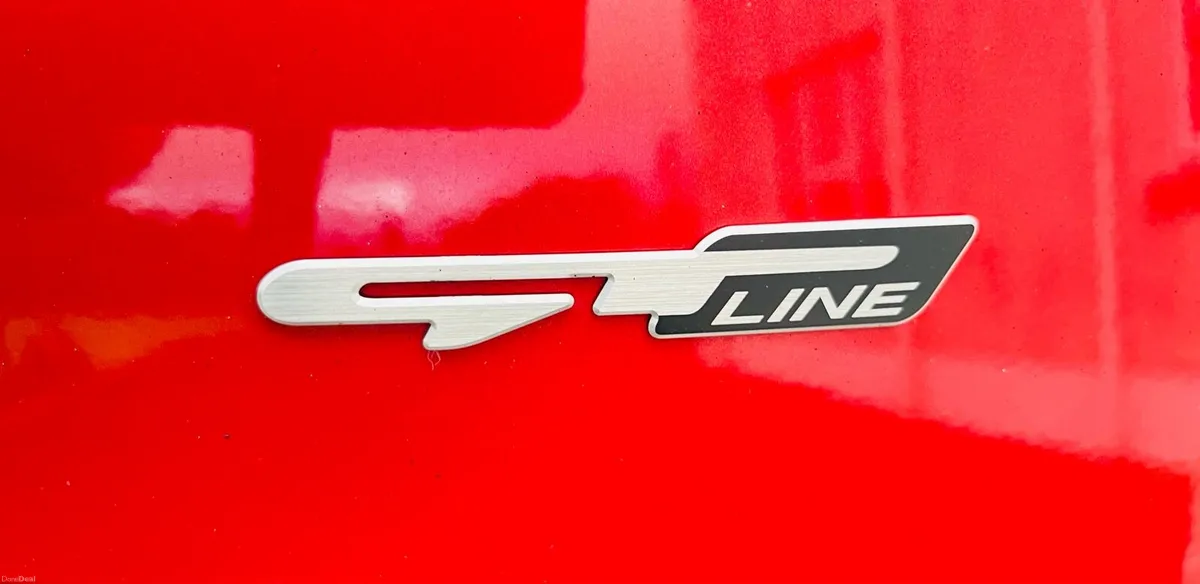 222 KIA SPORTAGE-GT Line-Lady Owner/Only 37,160 km - Image 2