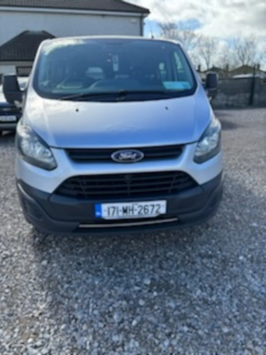 Ford transit custom Tourneo 9seats - Image 2