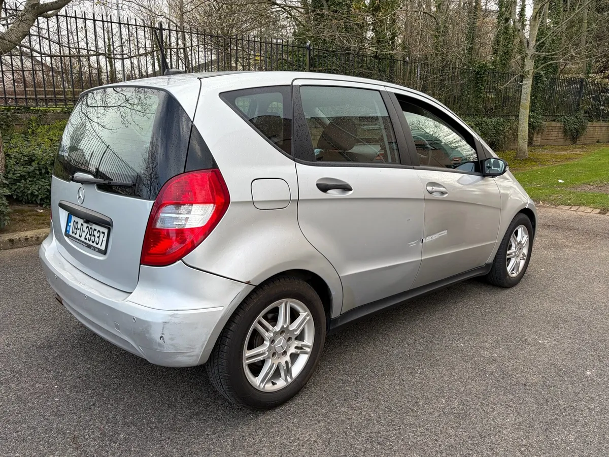 AUTOMATIC MERCEDES 2009 NCT 3/2026 TAX 04/2026 - Image 3