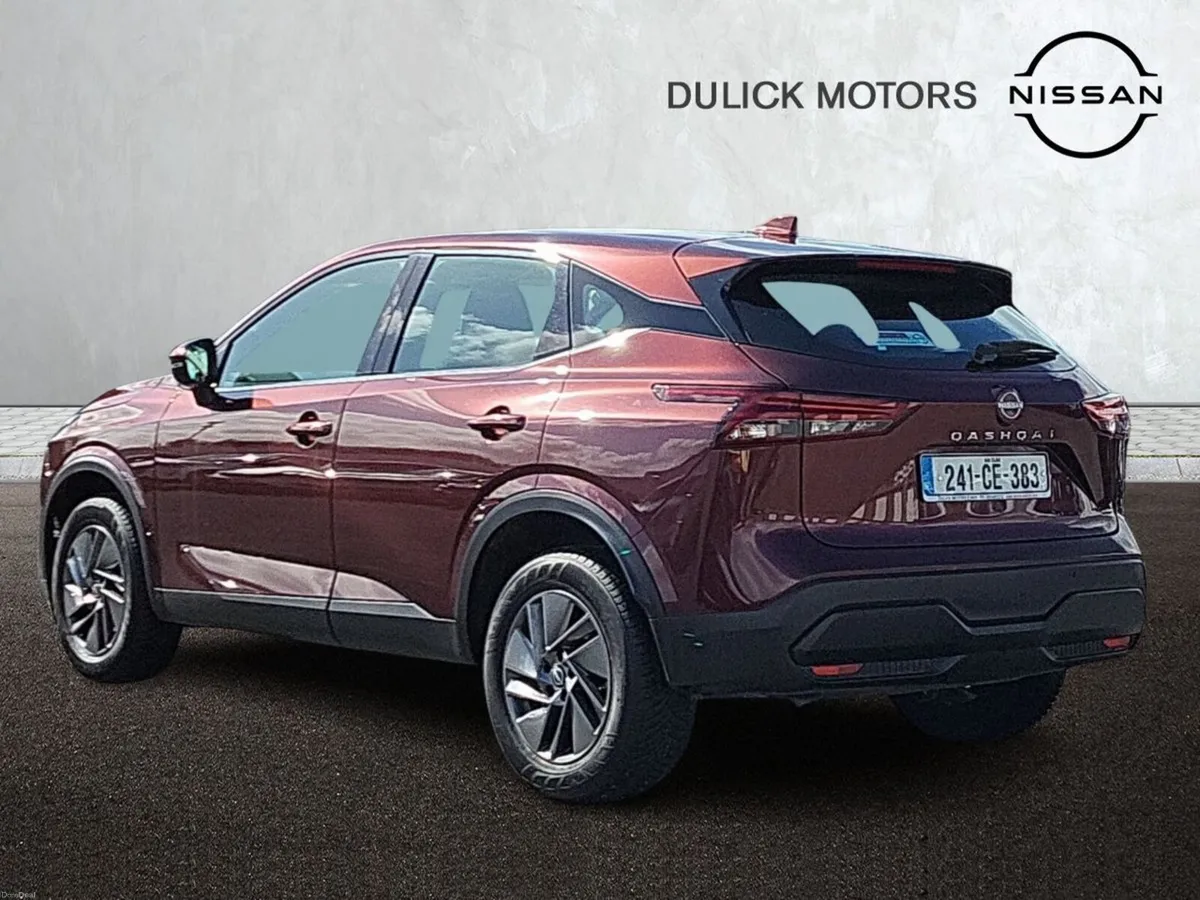 Nissan Qashqai 1.3 PET MILD HYBRID SV - Image 2