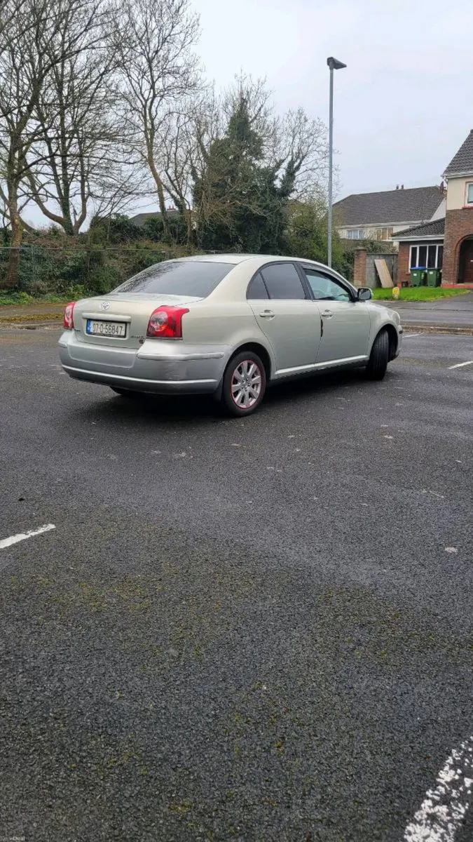 Toyota avensis 2000ono - Image 4