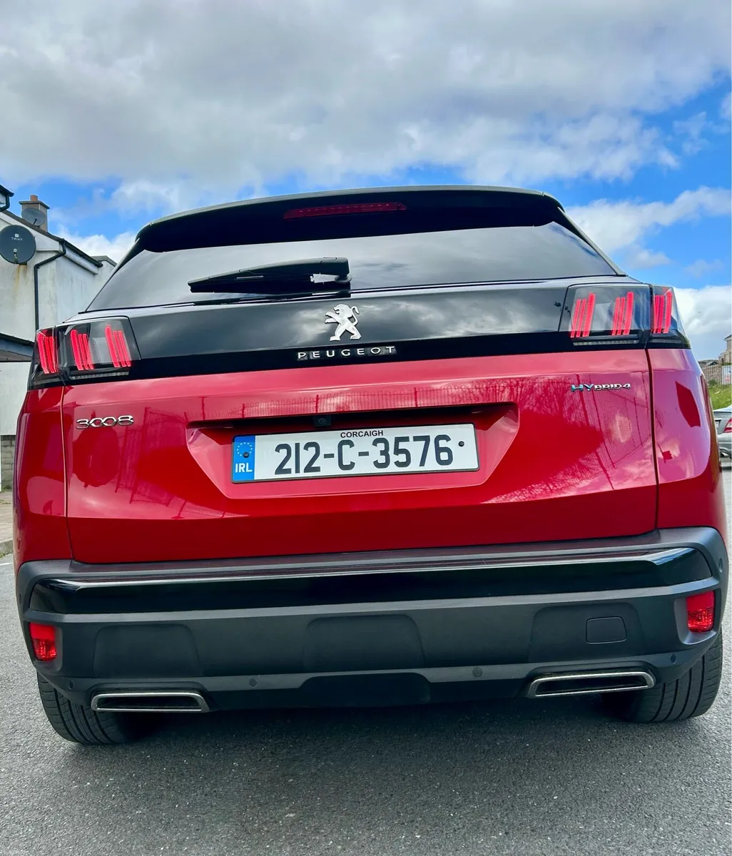 Peugeot 3008 212 PREMIUM GT 4x4 300BHP - Image 3