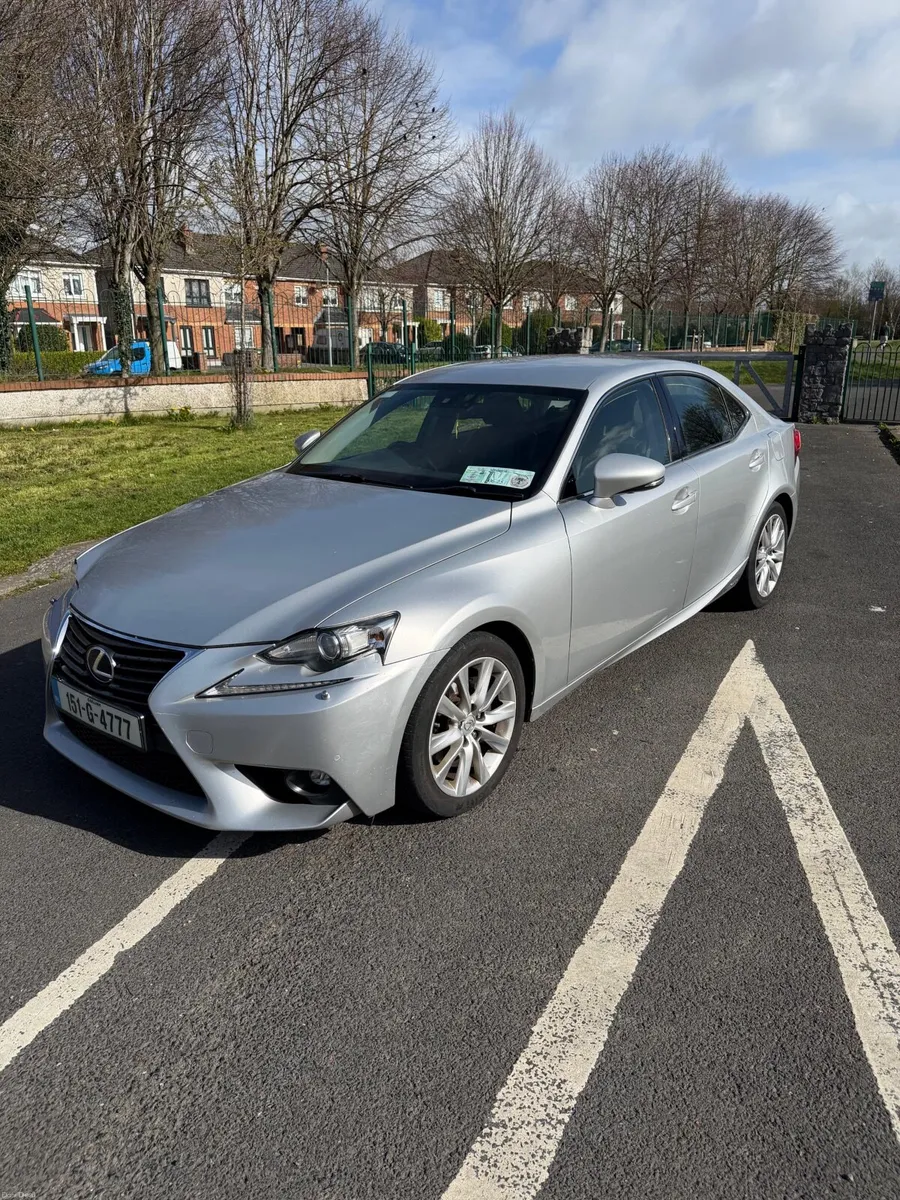 Lexus IS 2015 - NCT 04/27 - TAX 03/26 - Image 1