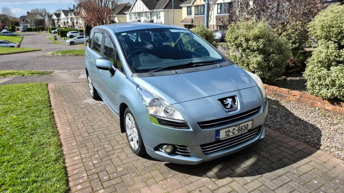 2012 Peugeot 5008 year nct - Image 1