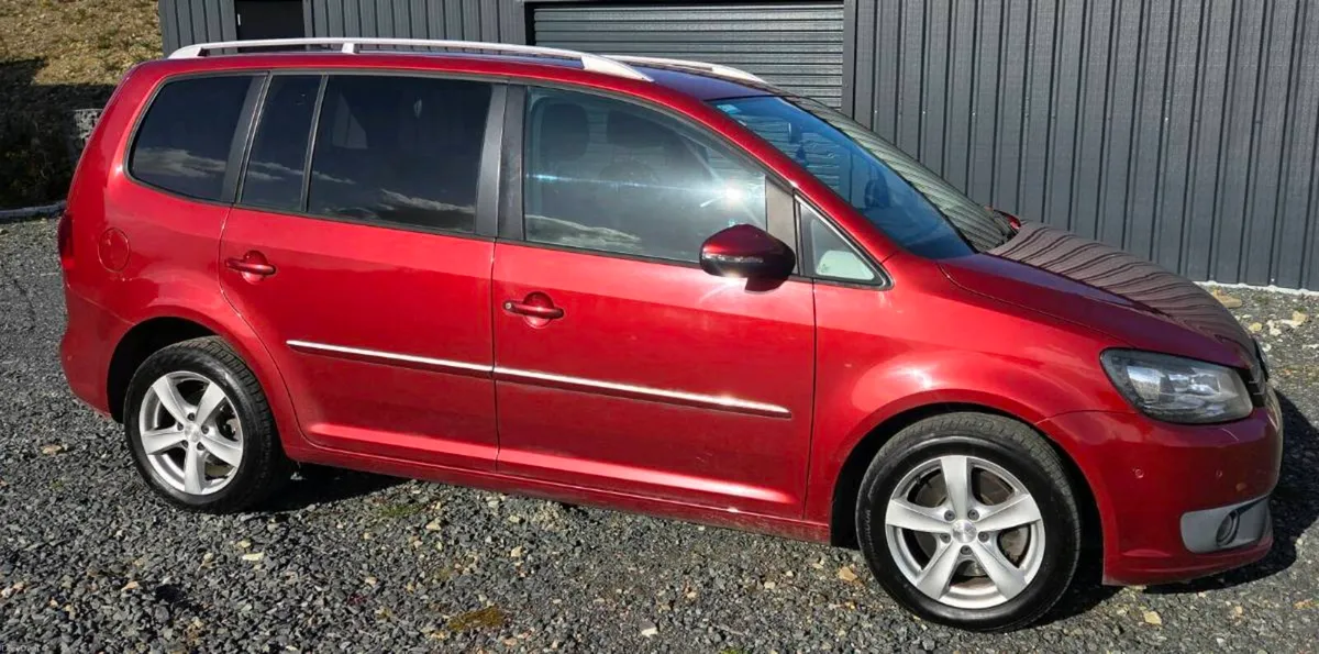 Volkswagen Touran 1.4 Petrol Automatic - Image 4