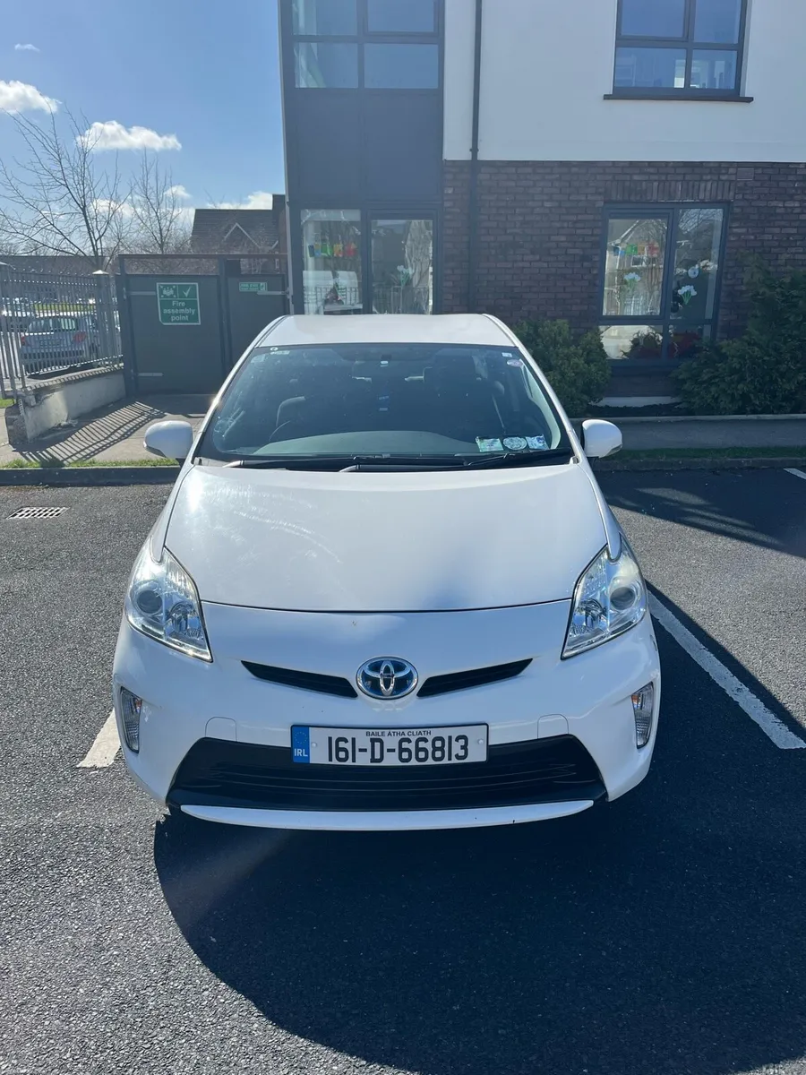 161 Toyota Prius - Image 2