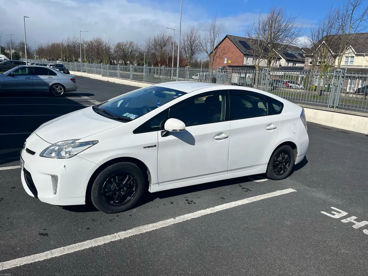 161 Toyota Prius - Image 3