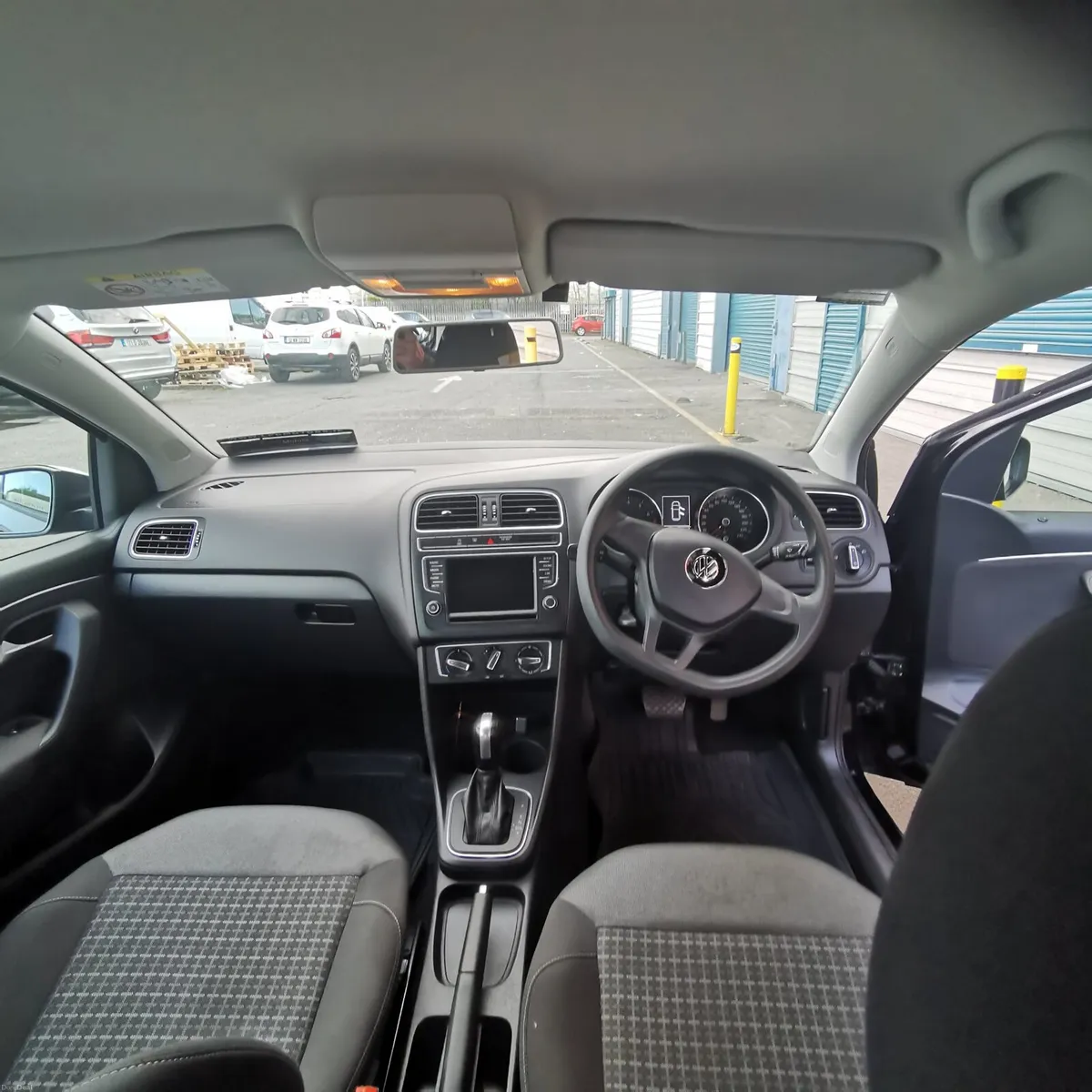 VW POLO 2016 - Image 3