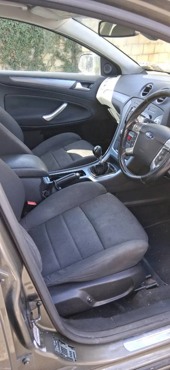 Ford Mondeo - Image 4