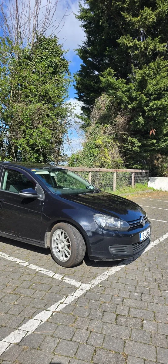 Volkswagen Golf 2010 1.6tdi - Image 4