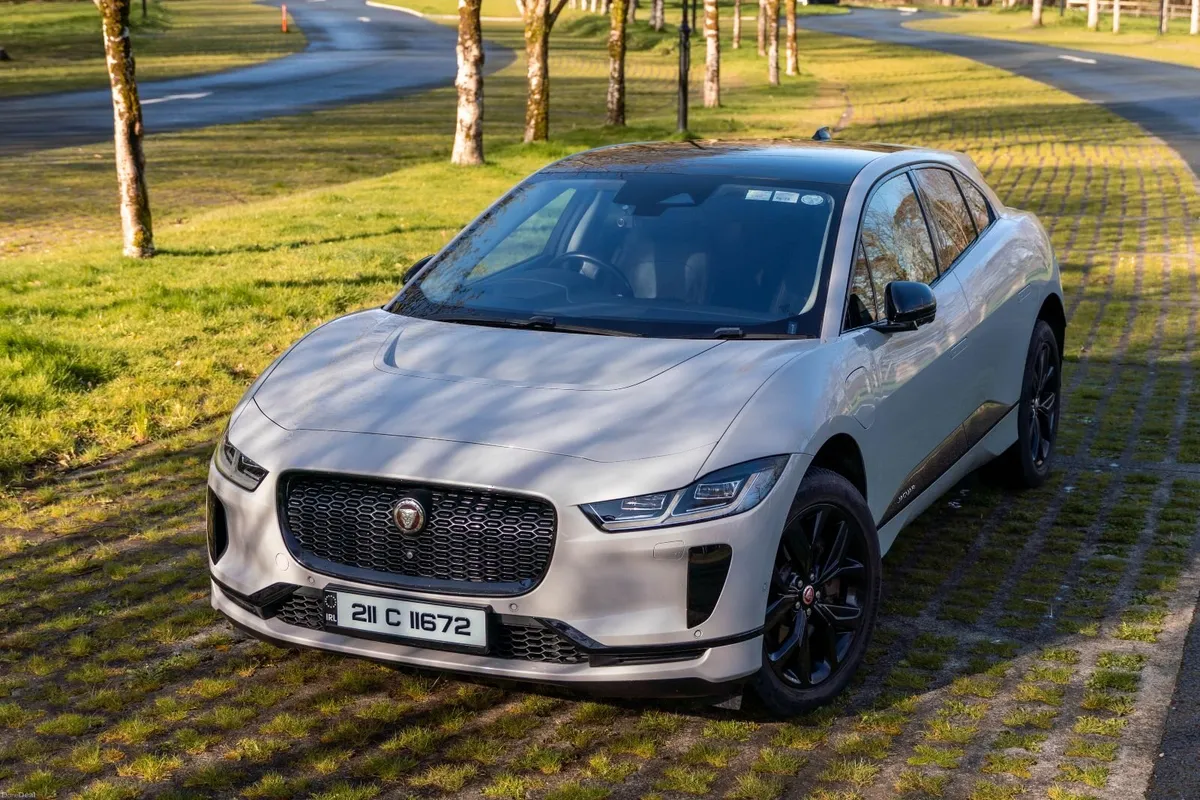 Jaguar i-Pace HSE Black Edition 2021 - Image 2