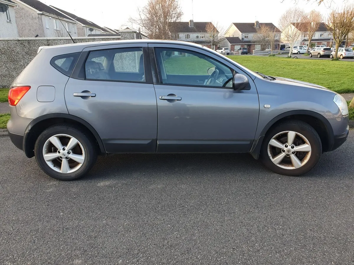 Nissan Qashqai 2010 - Image 4