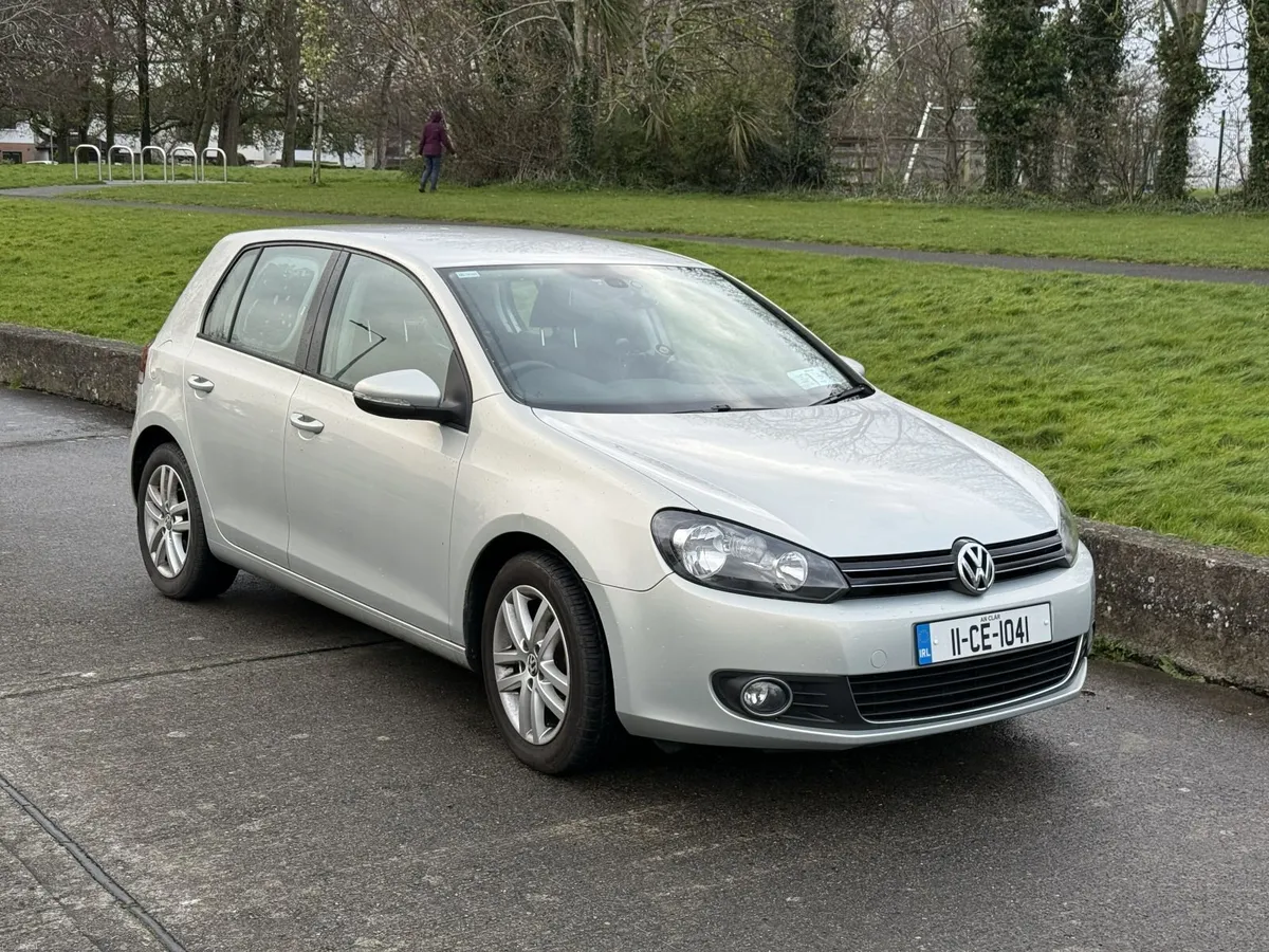 Volkswagen Golf 2011 - Image 1
