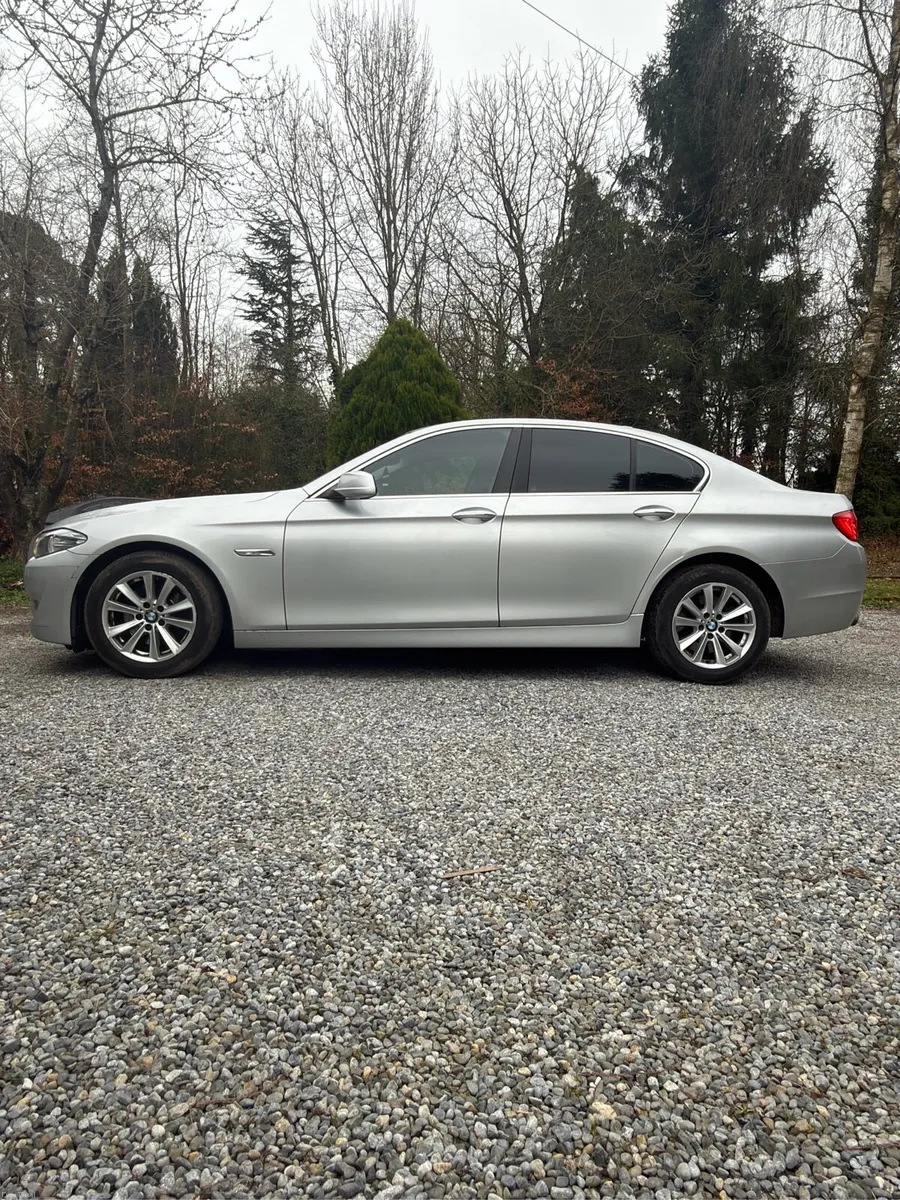 BMW 520d f10 - sport plus - Image 4