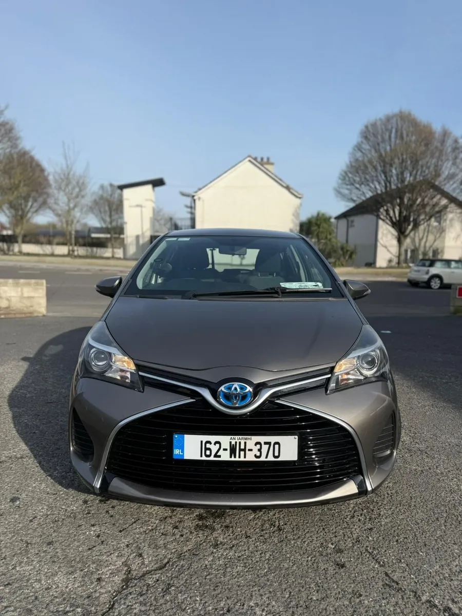Toyota Yaris 2016 - Image 2