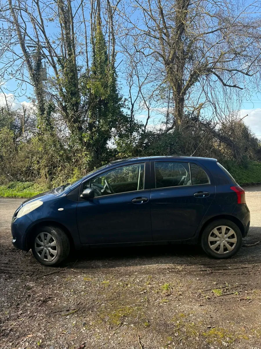 Toyota yaris - Image 2