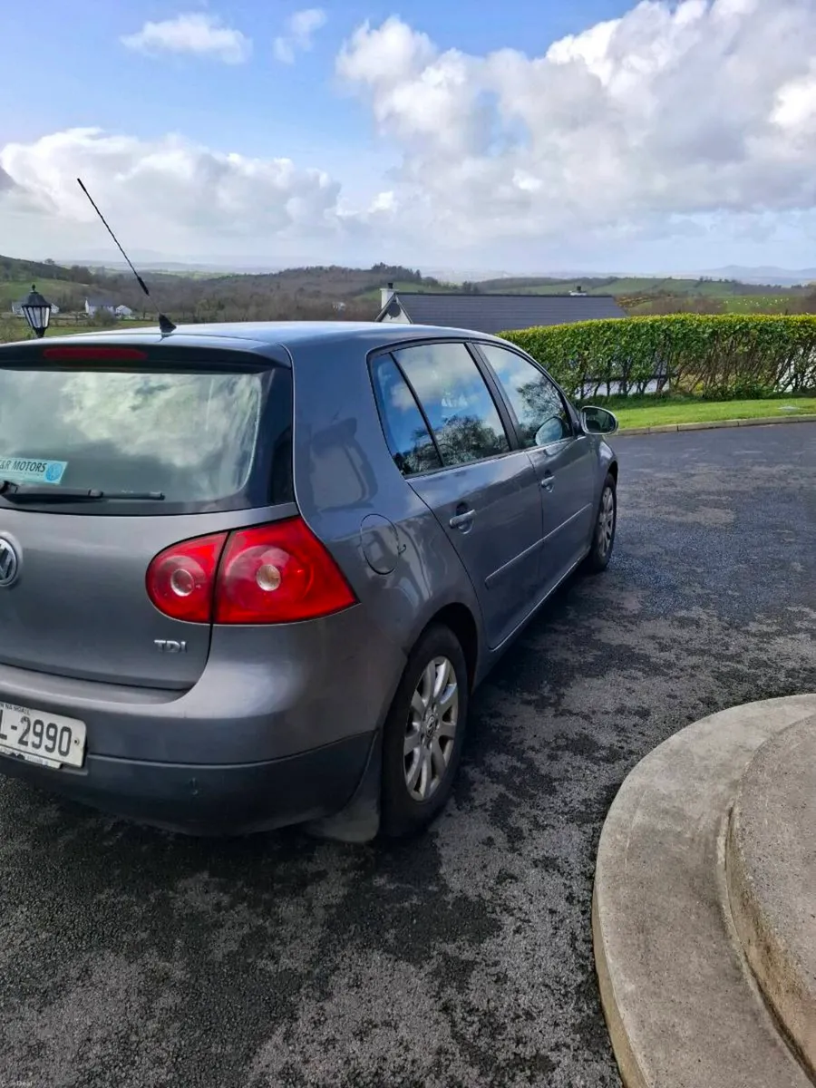 Volkswagen Golf - Image 4