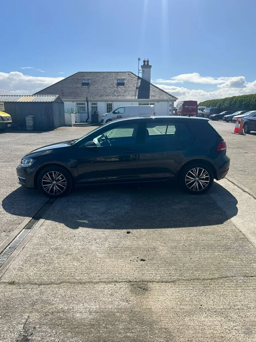 VOLKSWAGEN GOLF 1.6 TDI DIESEL @OWEN RYAN MOTORS - Image 3