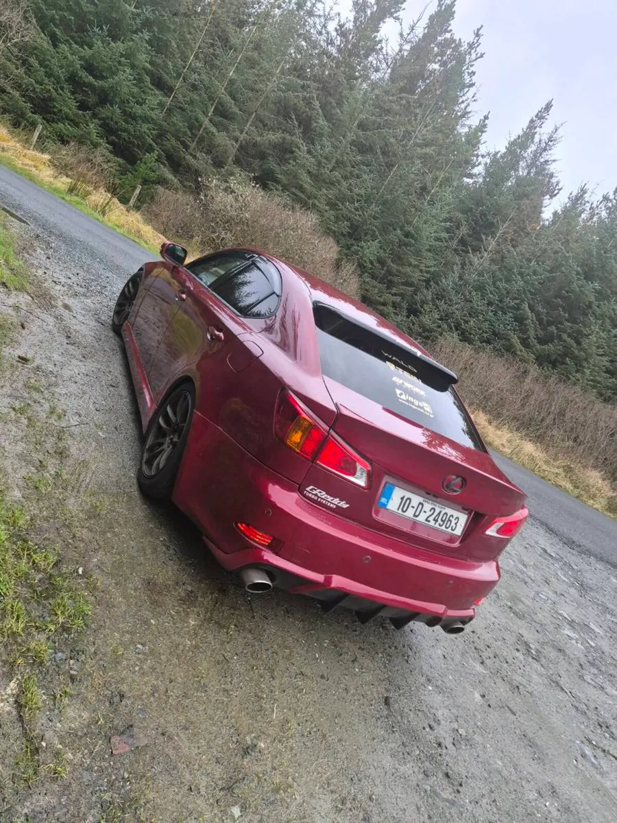 Lexis is 220d - Image 2