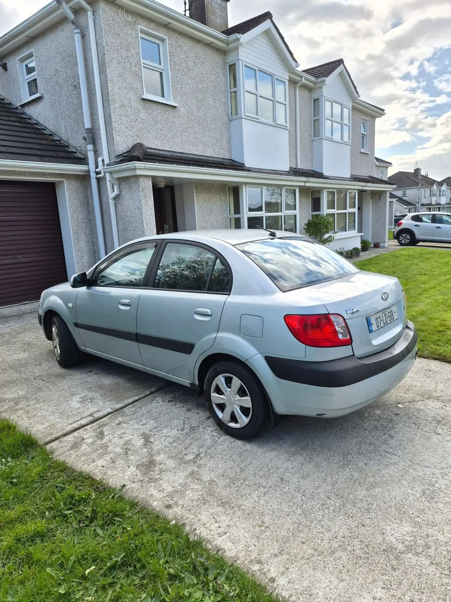 Kia Rio 2007 - Image 1