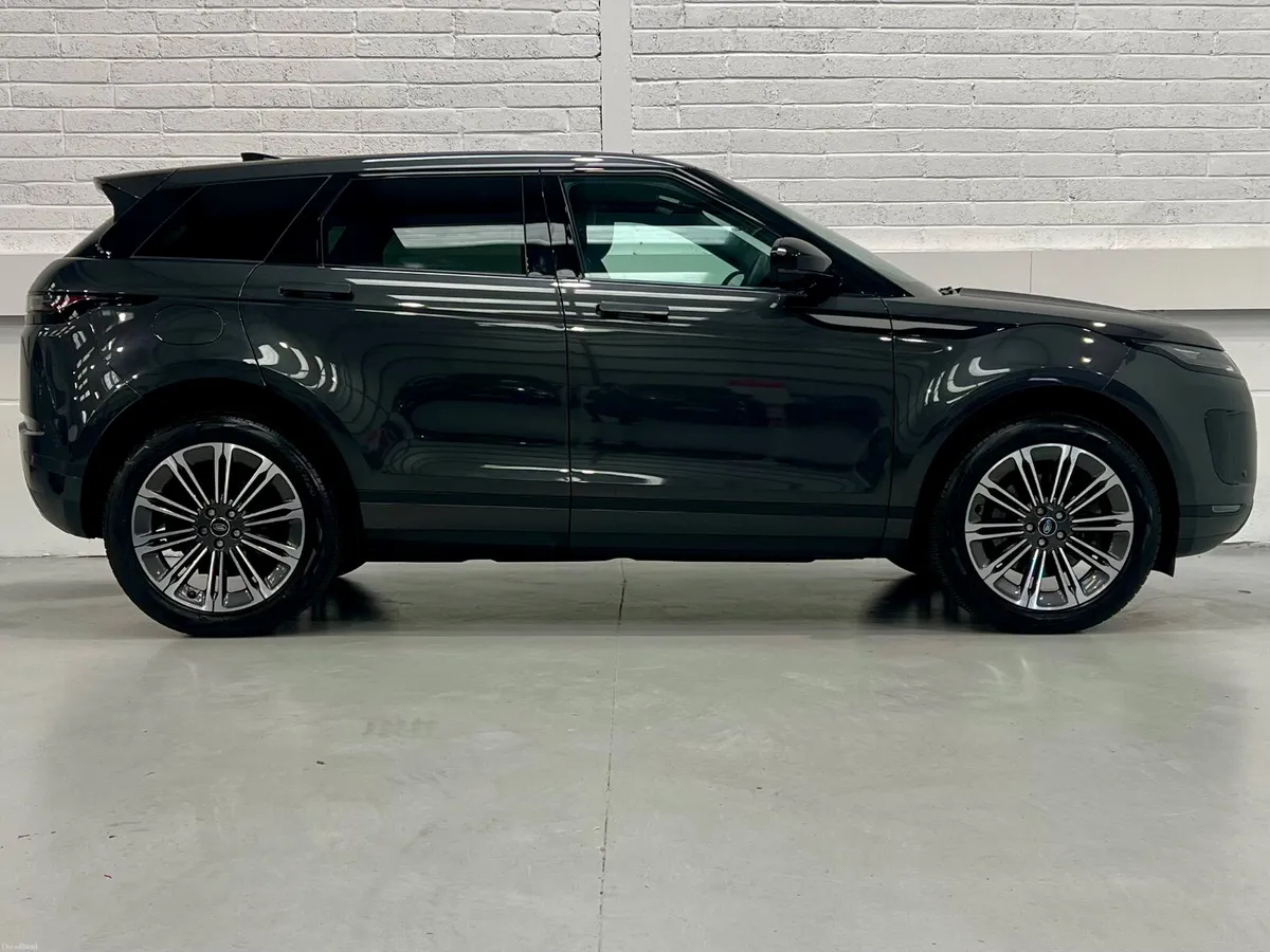 Land Rover Range Rover Evoque S P300e 265bhp Auto - Image 5