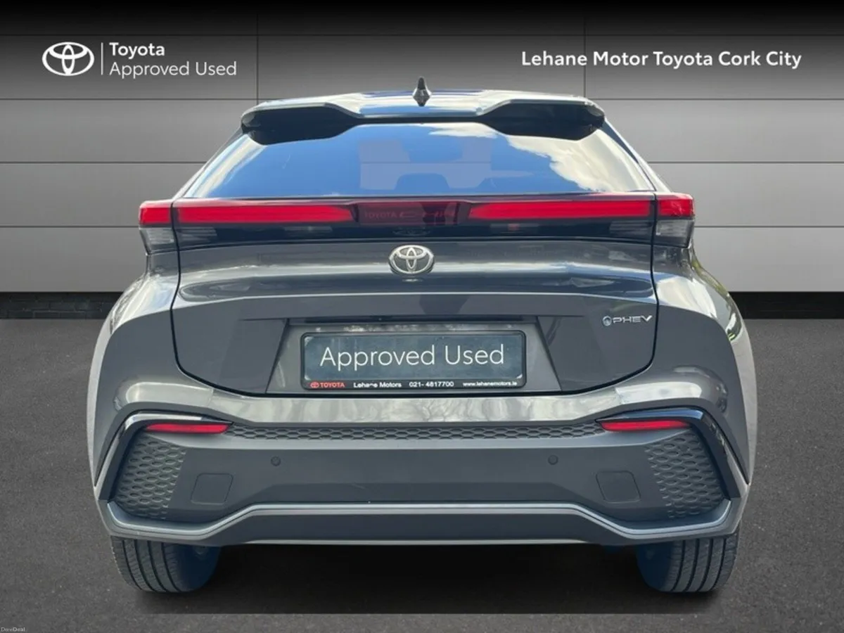 Toyota C-HR C-HR PHEV SOL - Image 4