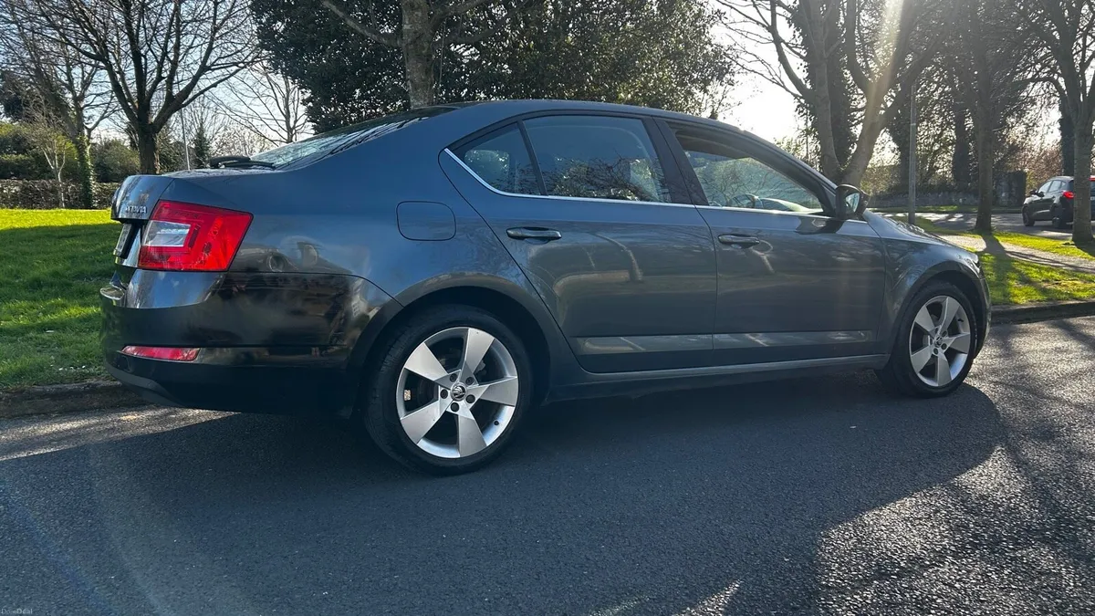 Skoda Octavia Diesel - Image 4