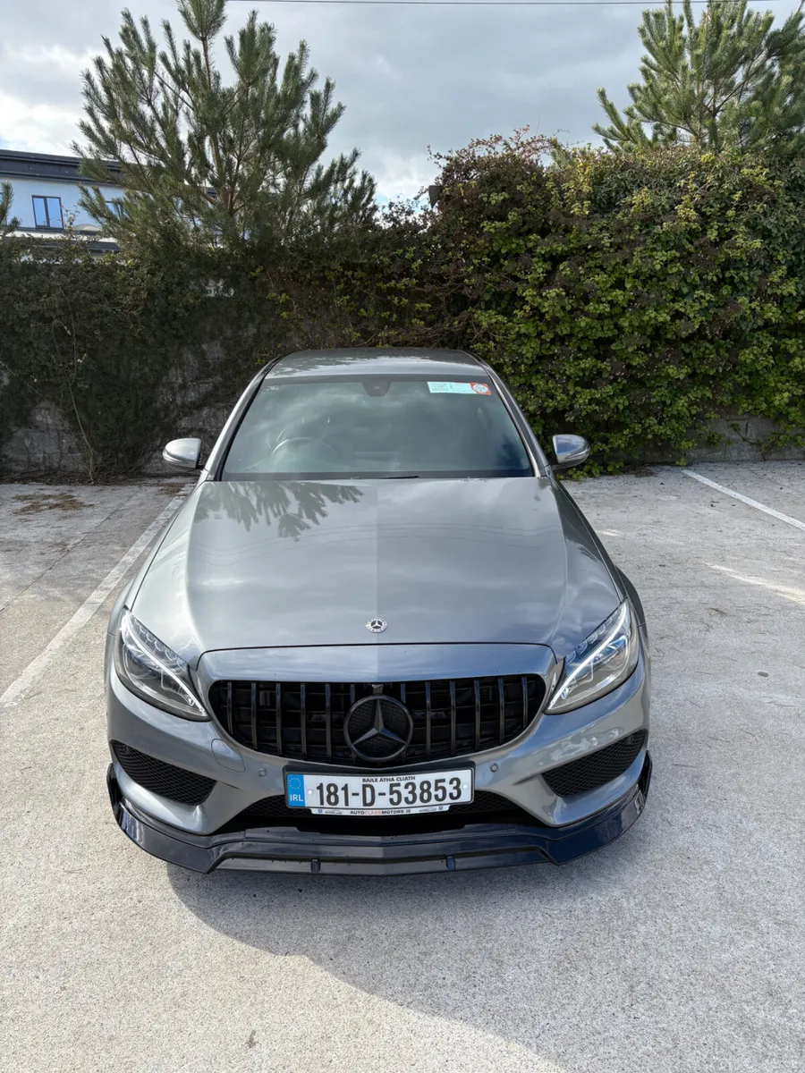 Mercedes-Benz C-Class AMG - Image 2